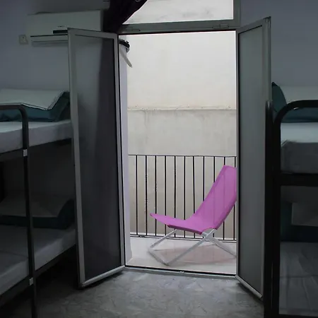 Hostel Mayor *